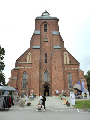 1.8 Skänninge kyrka